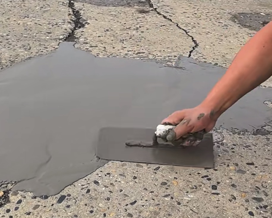 罗湖CGM 高效薄层道路修补料（CGM 道路抢修料）